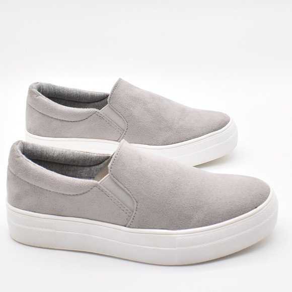 Grey & White Faux Suede Comfortable Low Top Slip On Casual Sneakers size 6.5 - Picture 1 of 5